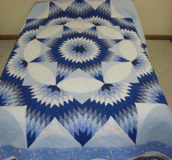 MACHINE QUILTED QUILTS